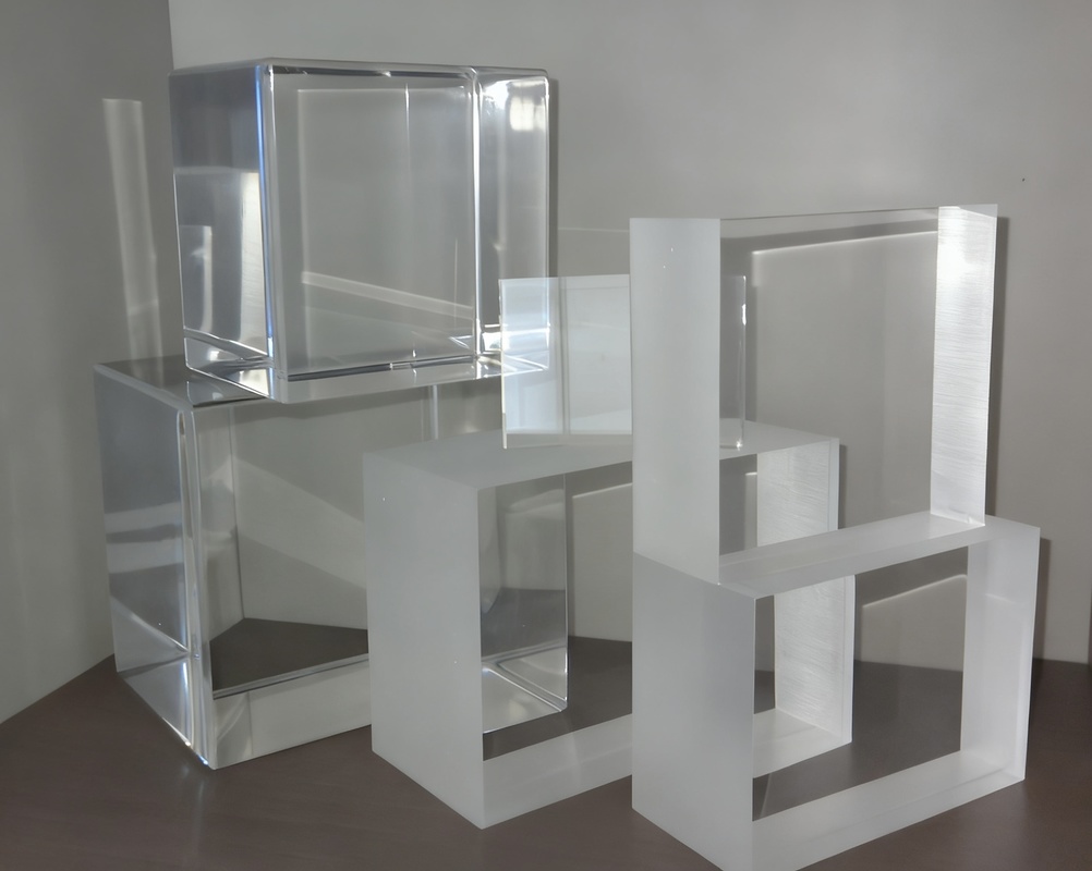 Paroi de piscine en acrylique de piscine à débordement extérieure de taille personnalisée de haute qualité pour un usage domestique et commercial