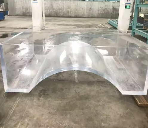 Système de panneaux muraux acryliques transparents pour piscine à bord infini Fabrication personnalisée et service de découpe CNC