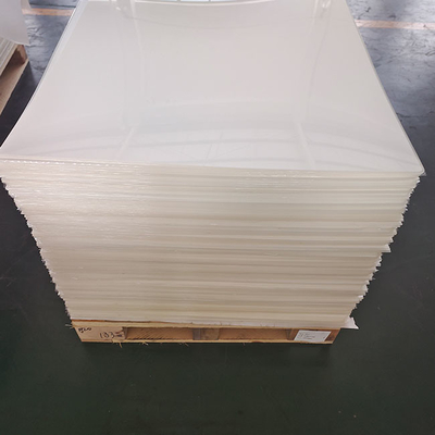 Anti éraflure 2.8mm de PMMA de feuille acrylique sanitaire blanche faite sur commande de salle de bains