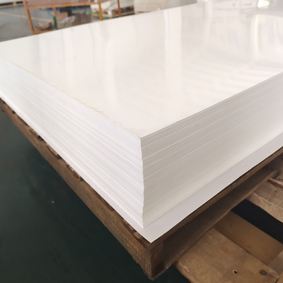 Feuille acrylique de fonte de 4 x de 8ft 3mm blancs pour la pièce de douche