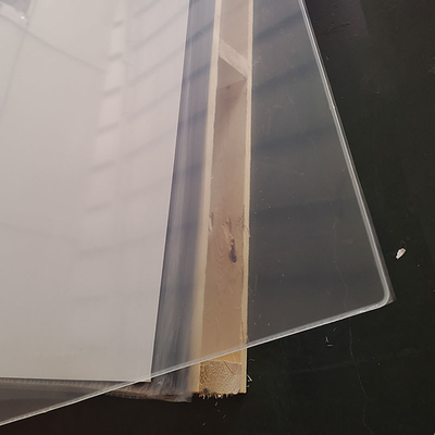 Le plastique acrylique de fonte transparente d'espace libre couvre 2mm 3mm 8mm 12mm 18mm